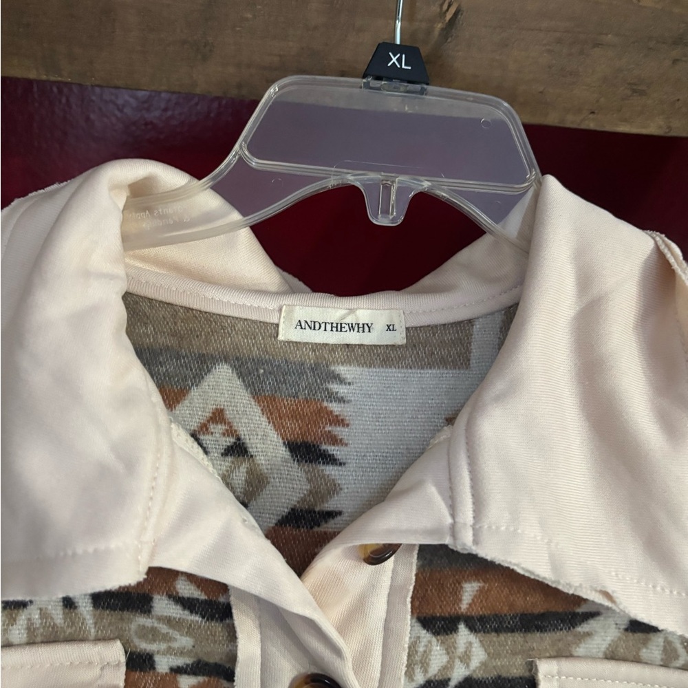 Aztec 1/4 Button-Up Jacket - Picture 3 of 3